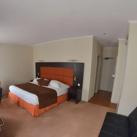Savoy Szálloda 3*