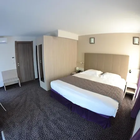 Szálloda Savoy 3*