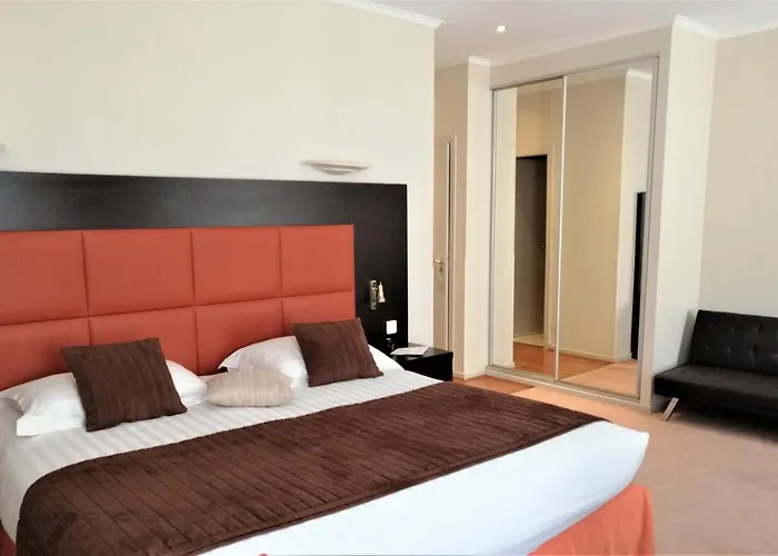 Savoy Hotel 3*